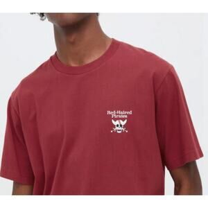 Uniqlo x One Piece Red Haired Pirates Graphic T-shirt in Red Unisex S